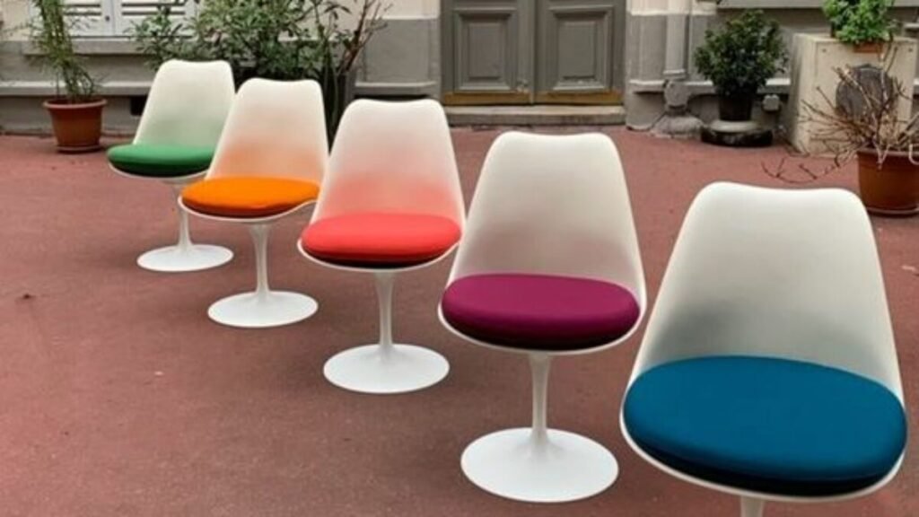 How to Choose the Perfect Tulip Chair for Your Home